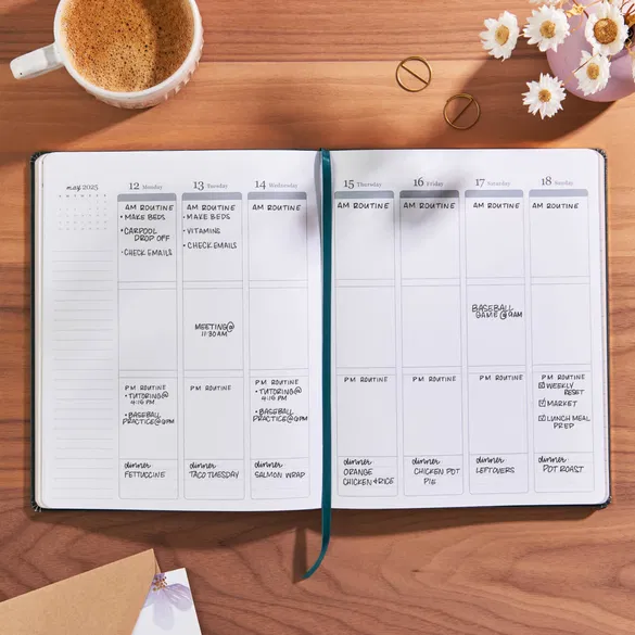Bold Blooms 8x10 Softbound LifePlanner™ - Vertical Jan 25' to Dec 25'